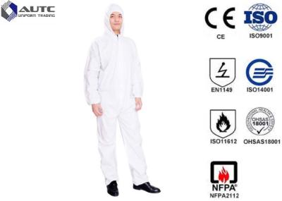 China Coverall Scrubs Medical Uniforms , Operating Room Scrubs High Air Permeability à venda