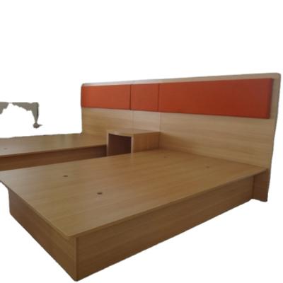 China Competitive price modern hotel bedroom furniture bed set wholesale modern star bedroom furniture hotel room furniture 3-5 5 years wood for sale