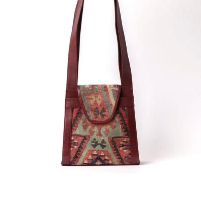 China Turkish Handmade Monogrammed Women's Kilim Shoulder Bag New Arrival Women's Kilim Shoulder Bag for sale