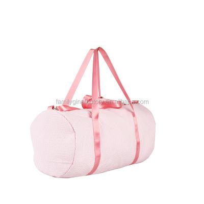 China Small Lightweight Weekender Duffel Bag For Women Sublimation Foldable Cotton Seersucker Pink Travel Bag for sale