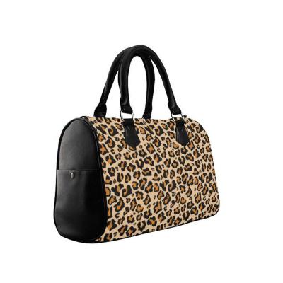 China Fashion Leopard Travel Bag Wholesale Have A Pocket On The Side Women Personalized Leopard Print Duffle Bag for sale