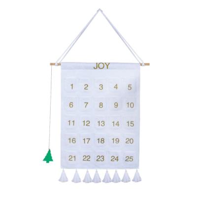 China Blank Christmast Ornament Christmas Countdown Calendar with Tassel Felt White Christmas Advent Calendar for sale