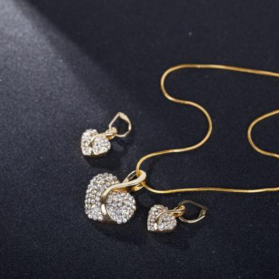 China FASHIONABLE Luxury Women Crystal Bracelet Stud Earring Necklace Set Casual for sale