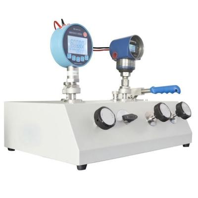 China Versatile Semi-Automatic Pressure Calibration Kit for 0-600 bar Pressure Range 16.0kg for sale