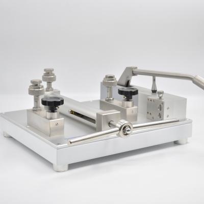 China HS721 Bench Type Pneumatic Pressure Calibration Comparator with -0.95-140 bar Pressure Range for sale