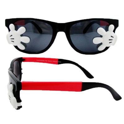 China Cute Fashion Sunglasses OEM Glasses All-match Lenses Polarized Girls And Boys Kids Sunglasses for sale