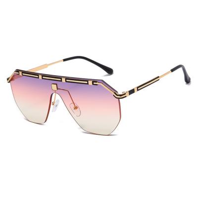 China New personality sunglasses 2103 anti-ultraviolet sunglasses large frame fashion sunglasses one-piece style trend for sale