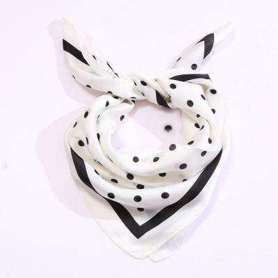 China Polyester Wholesale 70*70cm Star Dot Geometric Print Silk Satin Square Scarf for sale