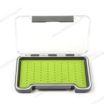 China Plastic& silicone in stock silicone wholesale waterproof thin fly fishing box for sale