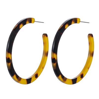 China WeSparking EMO Leopard Print Vintage Large C-Shaped Acrylic Circle Monki Earrings For Women Fashion Jewelry for sale