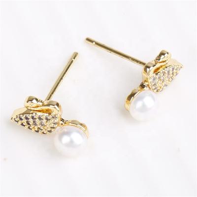 China WeSparking EMO TRENDY 14K Gold Plated Zircon White Pearl Brass Stud Earrings For Women Fashion Jewelry for sale