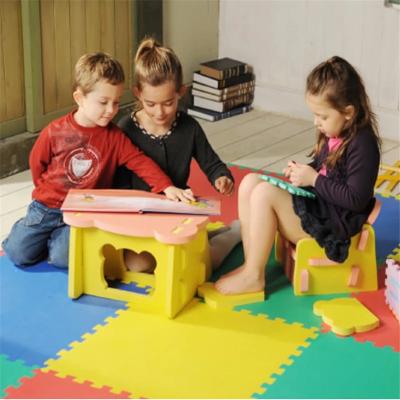 China 2021 new arrival lightweight EVA Foam portable furniture children's folding table and chair with factory price for sale