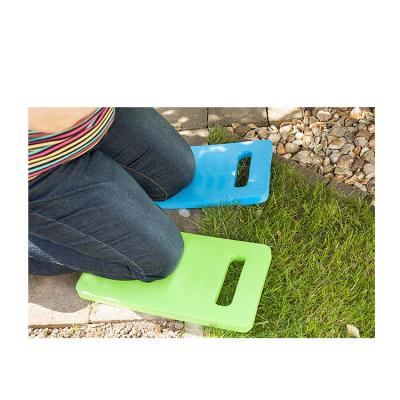 China 2021 Garden Kneeler Lightweight Kneeling Kneeling Pad Seat Pad Eva Foam Garden Protector With Plastic for sale