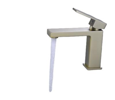 China Royal Metered Faucets Beauty Salon Sink Faucet For Basin for sale