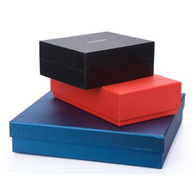 China Recyclable Multi Color Option Metallic Stamping Custom Design Packaging Gift Box for sale