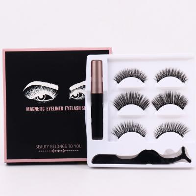 China Natural Soft Magnetic Eyelashes Best Selling Soft Black Cotton With Magnet Fiber Band Magnetic Wick With Invisible Eyeliner Magnet Eyelash Set for sale