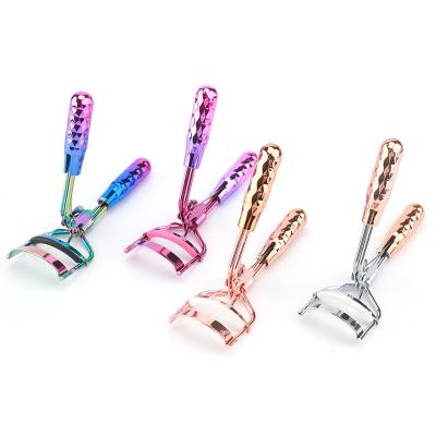 China With Instructions Factory Supply Professional Rainbow Makeup Tools Eyelash Curler 2023 Customized Logo Lasting Nature Eyelash Curler for sale