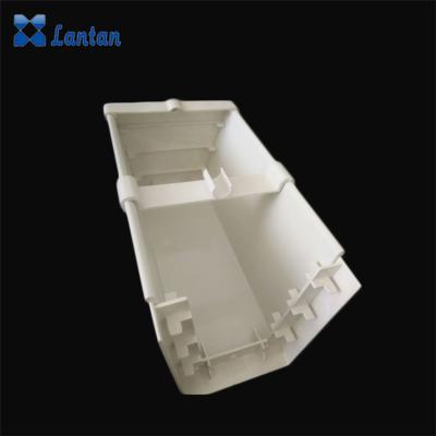 China Anti-Corrosion Indoor Growing Growing Trays And PVC Materials NFT Plastic System Plant Gutter for sale