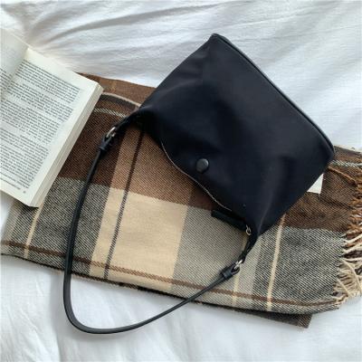 China Simple nylon handbags women bags solid color ladies handbags other fashionable women fashion casual women shoulder bag for sale