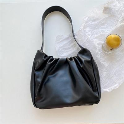 China Fashion Customized Women's Handbags Ladies Logo Fashion Plain PU Leather Bags Ruffles Women's Shoulder Bags Retro Handbags Ladies for sale