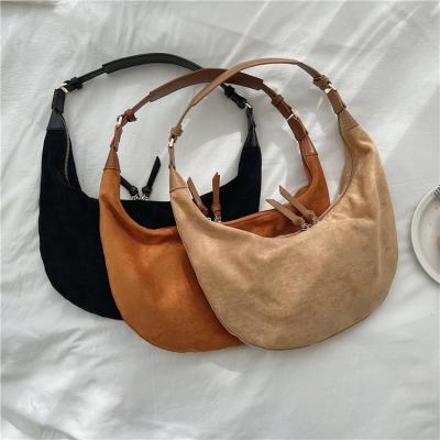 China Other Color Pure Fashion PU Leather Stitching Hairy Bag Curved Moon Shape Women Handbag Imitation Suede Ladies Soft Shoulder Bag for sale