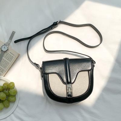 China Other Manufacturer Wholesale 2022 new product shoulder bag for women shape semicircle mobile phone bags stretch small cross - body bag for sale