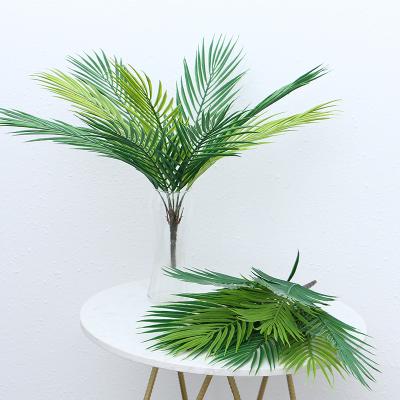 China Minimalist Plastic Artificial Ferns Plants UV Outdoor Garden Decorations for sale