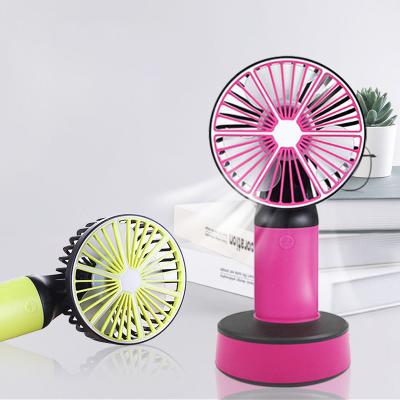 China High Efficiency Mini Usb Fan With Timer Strong Wind 3 Speed ​​3 Fan Leaf Leaf Portable Office Desktop Quiet Camping Outdoor for sale