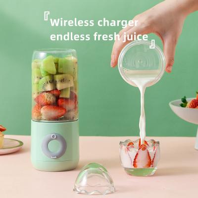 China New Car Juicer Portable Personal Blender Cup Electric Rechargeable Fruit Juicer Blender Smoothies Shakes Mini Travel Plastic Bottle for sale