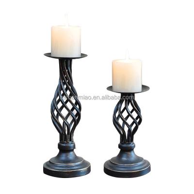 China Home Decor Vintage American Candle Holder Hollowed- Out Black Valentine's Day Candlestick Wedding Candlelight Dinner Props Decoration for sale