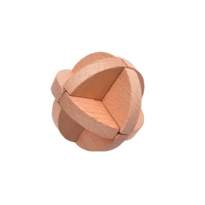 China High Quality Unique Wood Puzzle Eco-friendly Material Pyramid Wood Brain Teasers 3D Jigsaw Lock Block Puzzle for sale