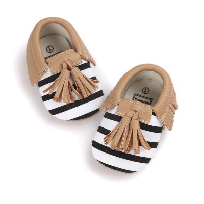 China Wholesale Baby's First Walker Shoes Colors Cute Kids Leather Shoes Shock-absorbent for sale