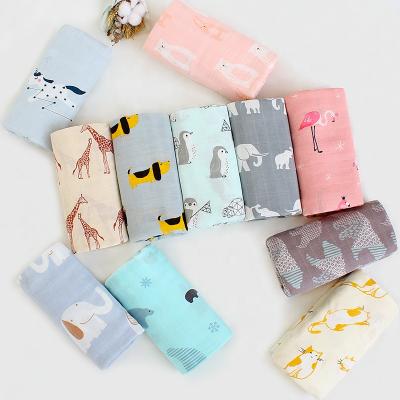 China Hot Custom 120*120cm Large Size Fox Anti-pilling Giraffe Prints Newborn Baby Wrap Super Soft Wrap Muslin Blanket For Baby for sale