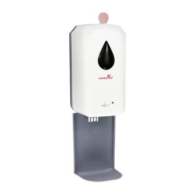 China New Type Large Capacity Automatic Infrared Smart Hand Sanitizer Dispenser Non-contact Alcohol Spray Hand Sterilizer for sale