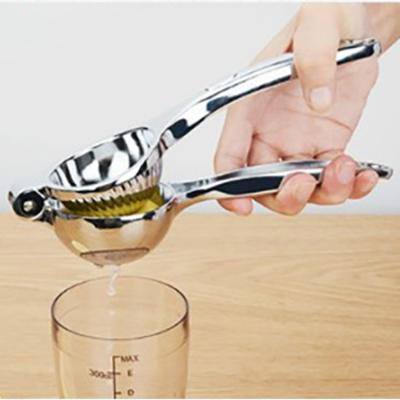 China Hand Held Professional Aluminum Bar Hand Squeezer Stainless Steel Manual Fruit Lemon Commercial Squeezer for sale