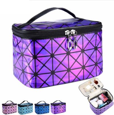 China Highly Reflective Waterproof 3D Leatherette Laser PU Leather Cosmetic Bag Set, Travel Bag, Toiletry Bag for sale