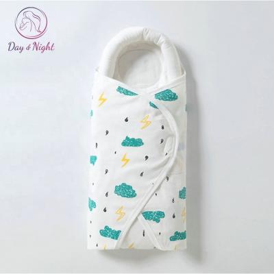 China PORTABLE Simple Design Cloud Thunder Pattern Calming Pure Cotton Baby Wrapping Towel MY08L067 for sale