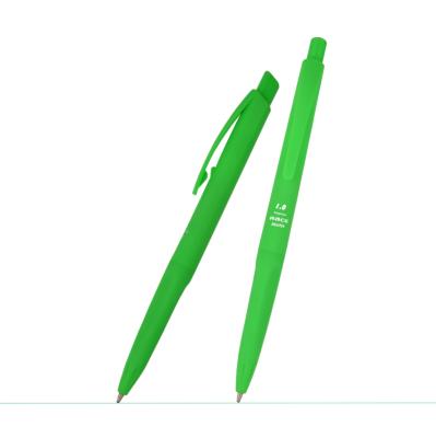 China Office & School Office Pen green color plastic ballpen ABS 0.5mm 0.7mm than 1.0mm with elegant shape with rubber coating plastic ballpen ABS for sale