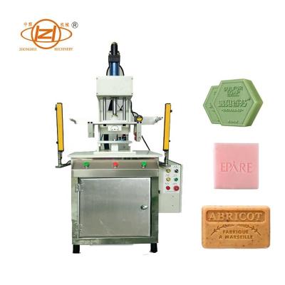 China Imprensa de gravação pneumática de 50pcs/Min Soap Making Machine For à venda