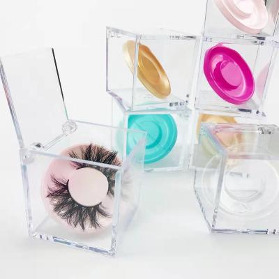 China 15-25time with cube eyelash clear box 3D Mink Lashes in suitable use place 25MM Mink Eyelashes Clear Acrylic Box for sale