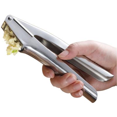 China Sustainable Amazon Hot Kitchen Gadgets Garlic Press Stainless Steel Heavy Duty Garlic Mincer Easy to Clean Professional Garlic Crusher for sale