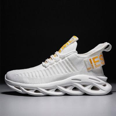 China Wholesale cheap popular Korean fashionable sneakers cushioning walking style fashion white casual shoes for men for sale