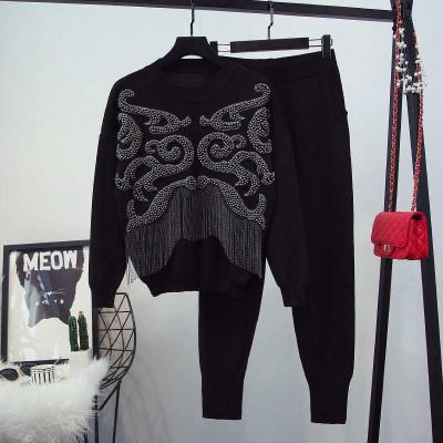 China Anti-pilling New Autumn And Winter Women Stylish Beads Black Tassel Chain Sweater Knit Pants Fashion Sweater Set Tracksuit Tracker Set for sale