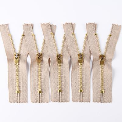 China Viable Wholesale Factory End 4# End 10cm Custom Brass Zippers Metal Zipper for sale