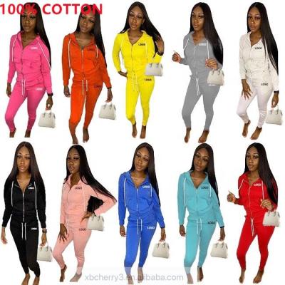 China Low MOQ Waterproof Custom Logo Tracksuits Womens Sports Two Piece Set Sweatsuit Pocket Set for sale