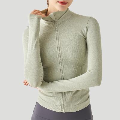 China Breathable Yoga Wear Long Sleeve 2021 Zippered Up Seamless Knitted Sports Yoga Activewear Jacket Sportswear Women for sale