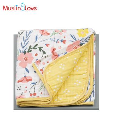 China Antistatic Love Muslin Comforter 100% Cotton Muslin Covering 4 Layers for sale