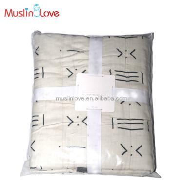 China Bamboo Muslin Anti-Static Love Rayon Muslin Comforter For Adults 60X80