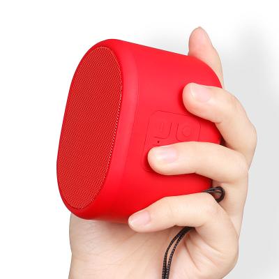 China Newcomer USB TF FM AUX+handsfree function support MP3 player Mini Speaker With FM smart radio sound system outdoor portable wireless speaker for sale