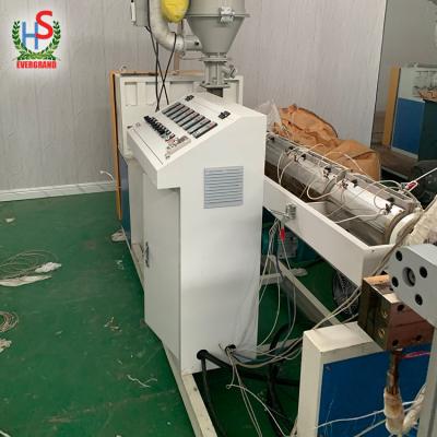 China High Production Efficiency Melt Blown Fabric Extruder Film Blowing Machine 1200mm 1600mm Meltblown Extruding Equipment for sale